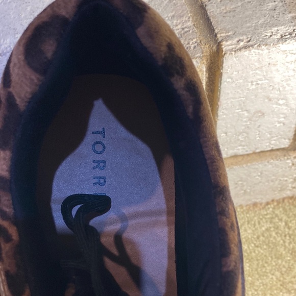 Torrid Leopard and Gold Women's Sneakers - Picture 3 of 4